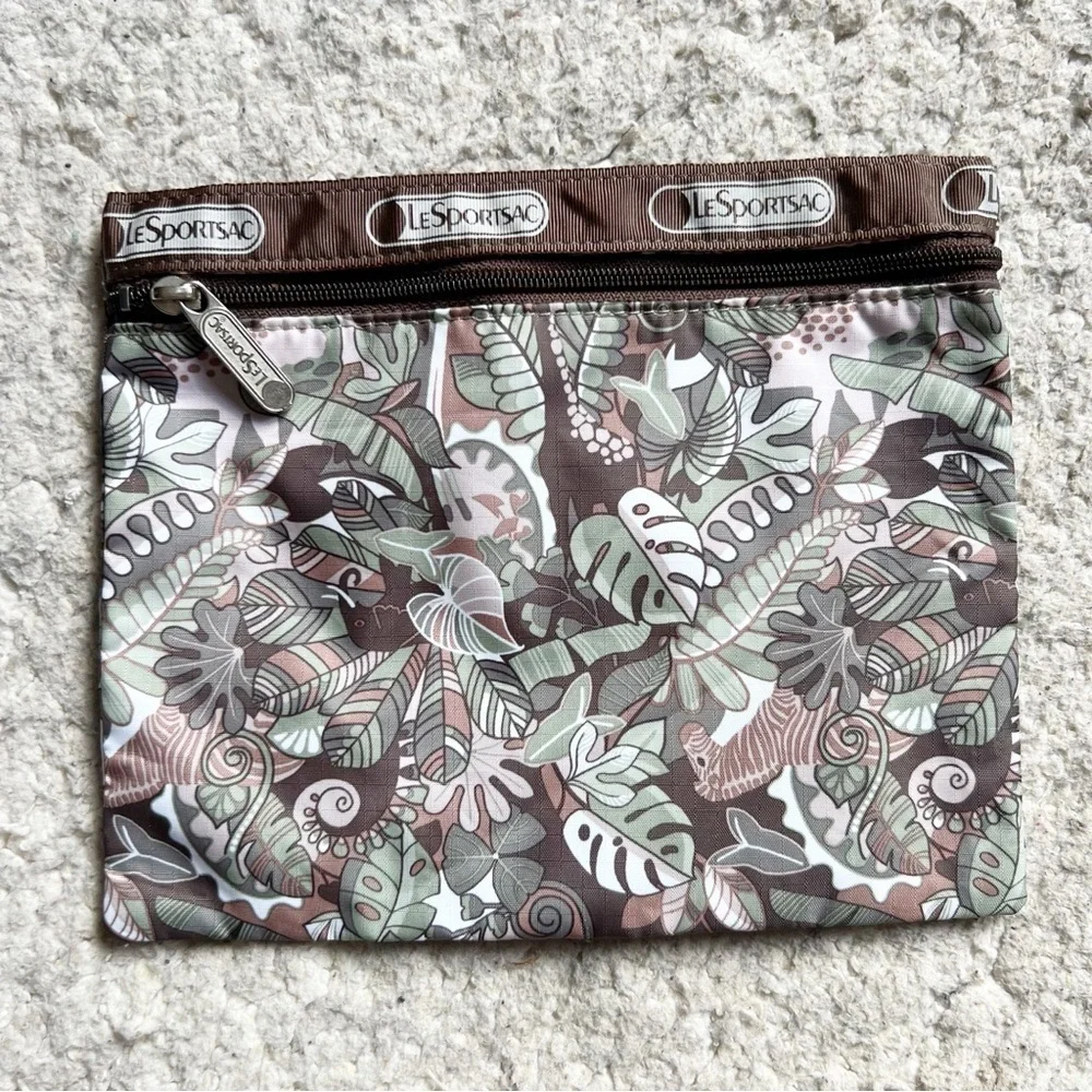 LESPORTSAC Fun Jungle print Small zippered Toiletry Pouch 8×6inches